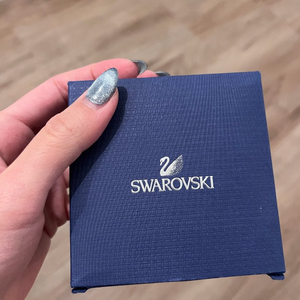 NIB Swarovski Festivity Small Crystal Pearl Necklace 5226203 - Picture 7 of 9